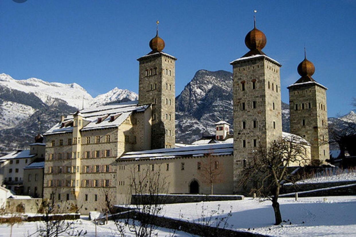 Alpine City Suite Brig Exterior photo